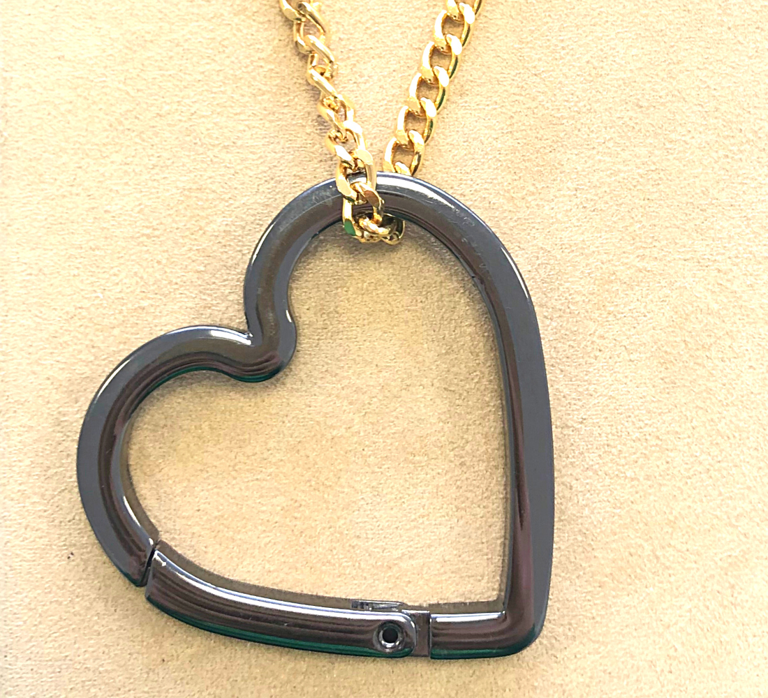 Maxi Link Heart Necklace